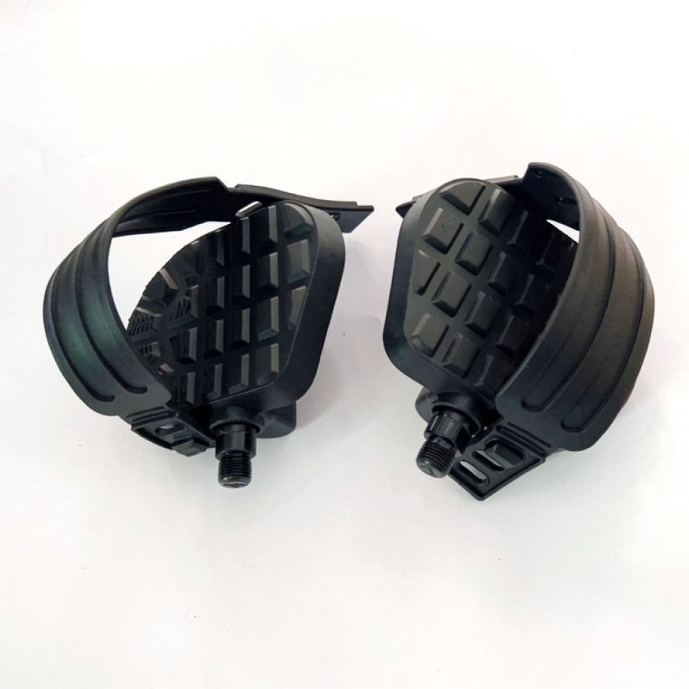 دواسات قدم متينة لدراجات التما - مراجعة Cycling Gear Indoor وسعره
