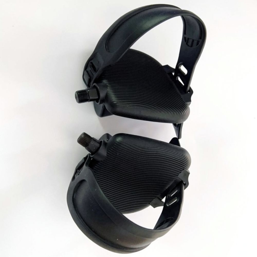 دواسات قدم متينة لدراجات التما - مراجعة Cycling Gear Indoor وسعره