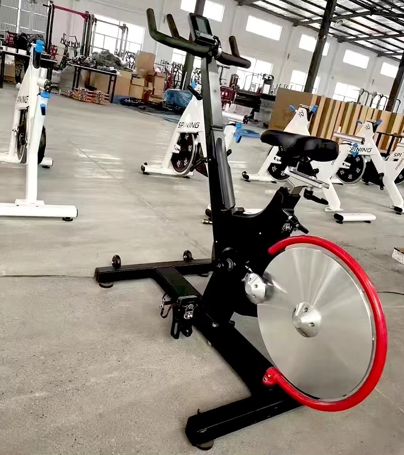 دراجة تمارين رياضية مغناطيسية  - مراجعة Cycling Gear Indoor وسعره