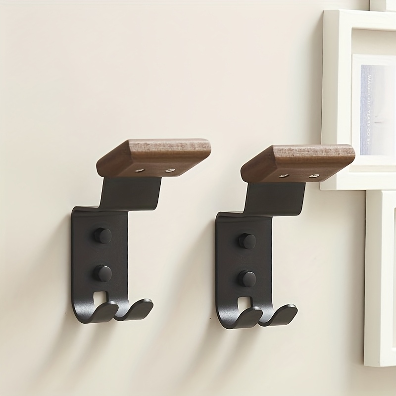 حامل خوذة الدراجات النارية من  - مراجعة Cycling Gear Organizer Wall وسعره